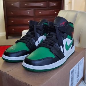 Jordan 1 Mid Green Toe